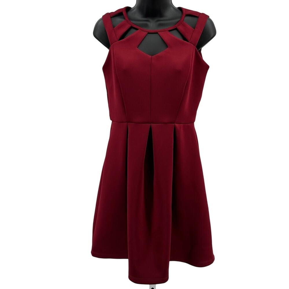 Sweet Storm Mini Dress WMNS M Berry Red Cut Out Pleated Fit & Flare Sleeveless
